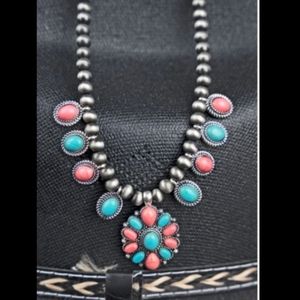 turquoise concho faux pearl bead necklace free spirit boho South western people